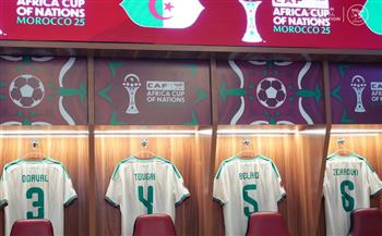 كأس أمم أفريقيا.. قمصان الجزائر تزين ملعب مولاي الحسن قبل لقاء السودان