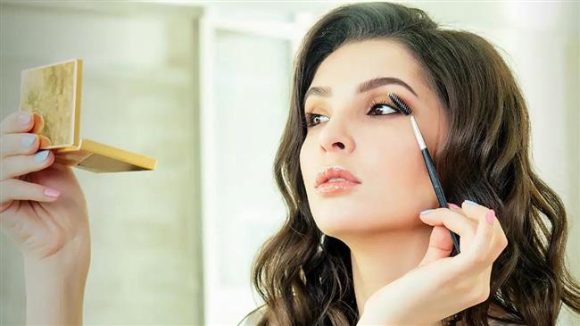 لجمالك.. طرق مكياج لإطلالة أكثر جاذبية