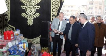 محافظ الشرقية يُتابع حركة البيع والشراء بسوق اليوم الواحد بمنطقة الصيادين بالزقازيق