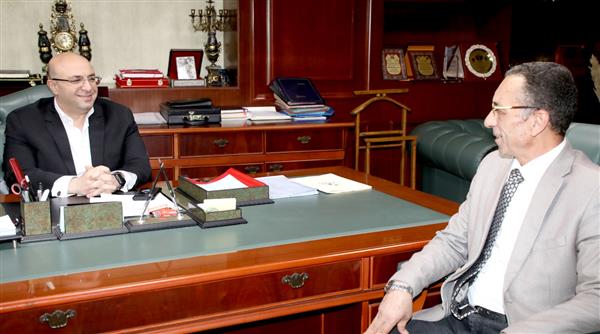 محافظ بني سويف يناقش جهود أجهزة وإدارات مديرية الزراعة "خلال أسبوع" في عدد من الملفات 