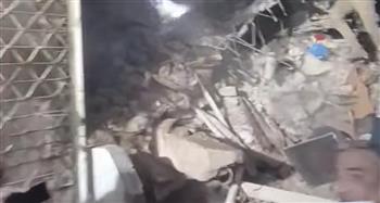 انهيار عقار في إمبابة يسفر عن 4 ضحايا.. وعمليات بحث مستمرة للعثور على ناجين