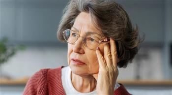 عادات تكشف عن شعور والدتك بالوحدة.. انتبهي لها