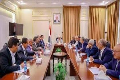 الحكومة اليمنية: استقرار محافظتي حضرموت والمهرة أولوية وطنية قصوى 