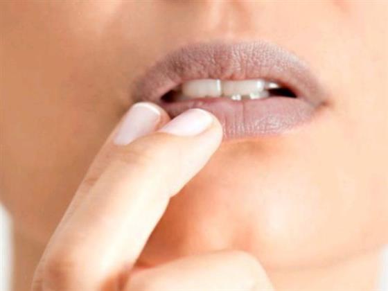 أسباب زرقة الجلد أو الشفاه في الشتاء