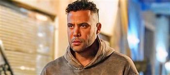 محمد إمام ينجو من حادث أثناء تصوير مسلسله الرمضاني