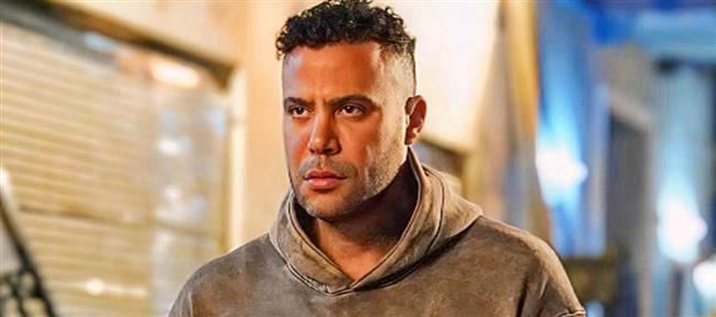 محمد إمام ينجو من حادث أثناء تصوير مسلسله الرمضاني