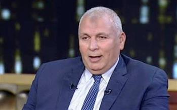 محافظ الوادي الجديد يُوجه بسرعة الانتهاء من تدقيق ومراجعة ملفات التقنين 