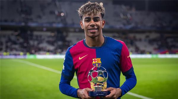 "ماركا": لامين يامال أفضل مراوغ خلال عام 2025 