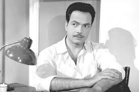 كمال الشناوي.. نجم دخل الفن صدفة وصنع تاريخًا لا يُنسى من «غنى حرب» إلى «الكرنك»