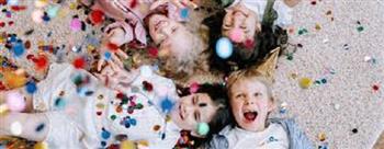 ليلة رأس السنة.. طرق لصنع احتفال مبهج مع أطفالك دون إرهاق للميزانية