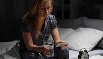 لتجنب مخاطر الحبوب المنومة.. اتبعي تلك النصائح