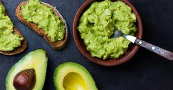 3 أسباب تجعل الأفوكادو درع وقائي من أمراض القلب 