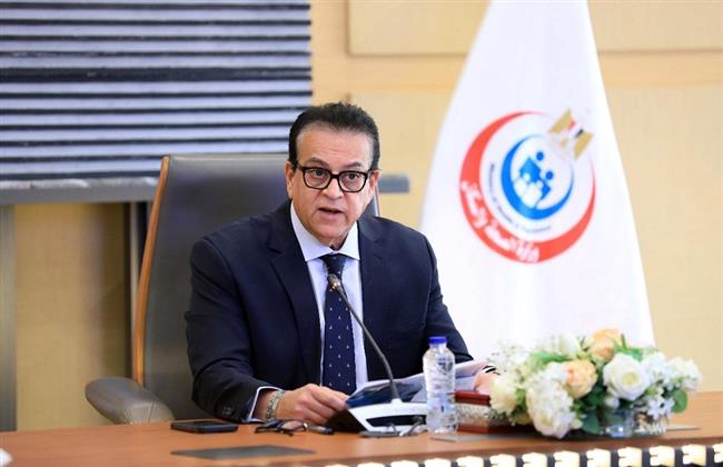وزير الصحة يكرم أبطال الوزارة.. ويؤكد: الدولة ضخت 222 مليار جنيه لتطوير المنظومة الصحية