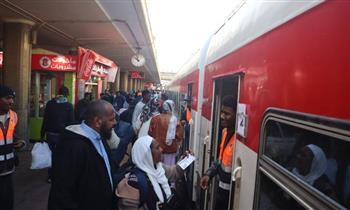 "السكة الحديد" تسير الرحلة الـ42 للعودة الطوعية للمواطنين السودانيين إلى وطنهم 