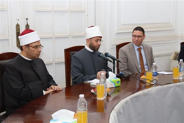 الأوقاف يلتقي وفدًا من باحثي أكاديمية بولغار بجمهورية تتارستان الروسية بالمجلس الأعلى للشئون الإسلامية 