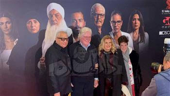 إبراهيم عيسى وحسين فهمي أول الحضور في العرض الخاص لفيلم الملحد