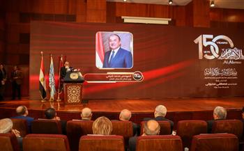  وزير قطاع الأعمال: الصحافة الوطنية شريك أصيل في مسيرة التنمية 