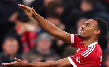 الدوري الإنجليزي.. ليفربول يتقدم على وولفرهامبتون بثنائية في الشوط الأول