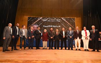 وزير الشباب يشهد احتفالية تسليم جوائز الصحافة المصرية "دورة محمود عوض"