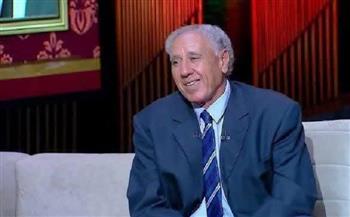 وزير الرياضة يطمئن على الحالة الصحية لـ حسن علي حارس مرمى الترسانة الأسبق