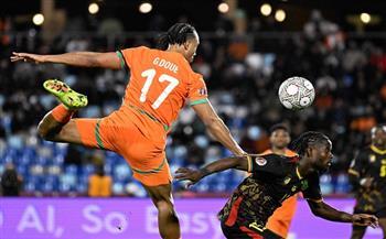 كأس أمم أفريقيا.. التعادل يفرض نفسه على مواجهة كوت ديفوار والكاميرون 