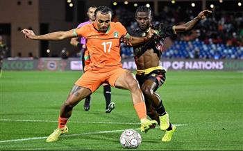 كأس أمم أفريقيا.. نصف ساعة بدون أهداف بين الكاميرون وكوت ديفوار 