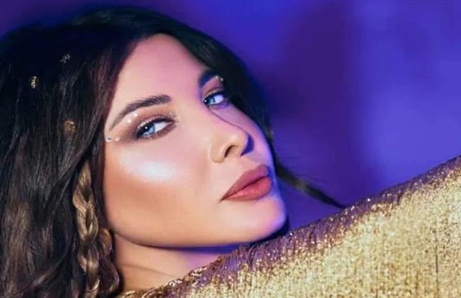 نانسي عجرم تطرح "مع أصحابنا" 