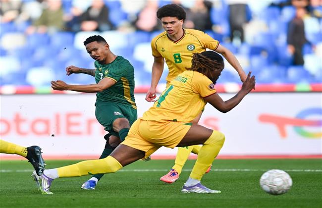 كأس أمم أفريقيا.. جنوب أفريقيا تهزم زيمبابوي وترافق مصر لثمن النهائي