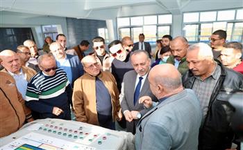 رئيس القابضة لمياه الشرب يتفقد مشروعات مياه الشرب والصرف الصحي بمحافظة أسيوط 