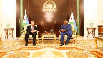 رئيس جيبوتي يشيد بالمشروعات المصرية المشتركة ويؤكد عمق العلاقات التاريخية بين البلدين