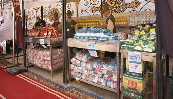 السكر بـ27 جنيهًا.. تعرف على أسعار السلع في سوق اليوم الواحد بالجيزة 