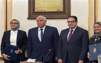 جامعة القاهرة تواصل دعمها التنموي لمحافظة الوادي الجديد عبر مشروع رائد للزراعة الذكية بتقنيات النانوتكنولوجي 