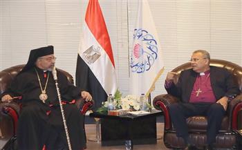 بطريرك الكاثوليك يزور رئيس الطائفة الإنجيلية بمصر للتهنئة بعيد الميلاد المجيد