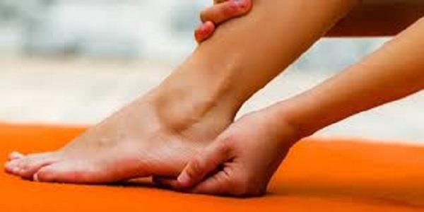 للنساء.. أسباب وراء ألم كعب الرجل وطرق للوقاية منه