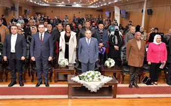 محافظ بورسعيد يشيد بجهود مؤسسة صناع الخير للتنمية و مشاركتهم المجتمعية الفعالة 