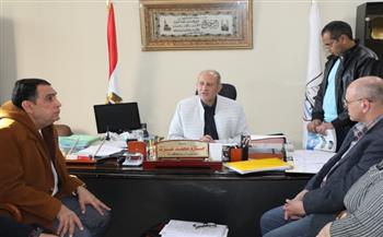 السكرتير العام  يترأس اجتماع لجنة الموارد البشرية بديوان عام محافظة بني سويف