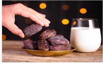 ماذا تفعل من لا تعرف عدد أيام الصيام التي أفطرتها؟.. أمين الفتوى يجيب