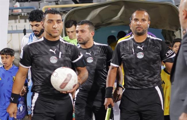 الدوري الممتاز.. انطلاق مواجهة بيراميدز أمام كهرباء الإسماعيلية