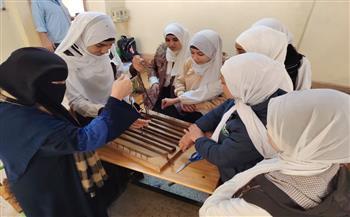 لقاءات ثقافية وورش متنوعة بمدرسة بني روح ضمن برنامج المواطنة والانتماء بالمنيا