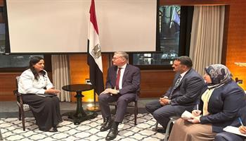 وزير البترول يبحث مع «أنجلوجولد أشانتي» العالمية ضخ استثمارات إضافية في تعدين الذهب بمصر