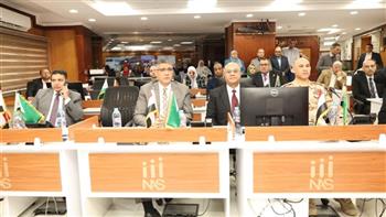 محافظ الجيزة يتابع انتظام فتح اللجان الانتخابية بالدائرة الثامنة إمبابة والمنيرة الغربية