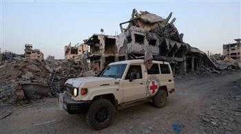 "حماس" و"الجهاد" تسلمان جثة محتجز إسرائيلي إلى اللجنة الدولية للصليب الأحمر