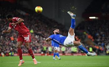 الدوري الإتجليزي.. ربع ساعة سلبية بين ليفربول وسندرلاند في معقل الريدز