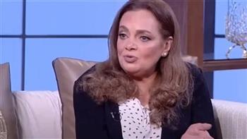 عفاف رشاد.. رحلة فنانة بدأت بالغناء وصنعت حضورًا لا يُنسى في الدراما المصرية