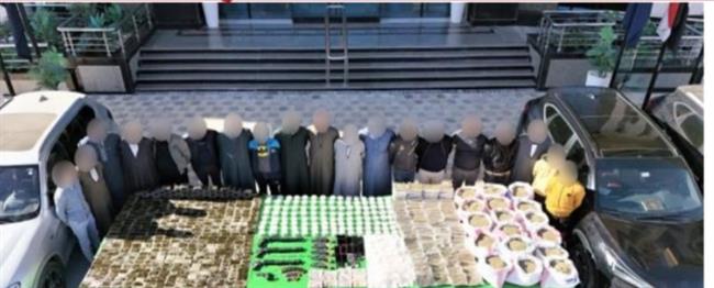 مصرع عنصر خطير وضبط طن مخدرات في ضربات أمنية بالمحافظات 