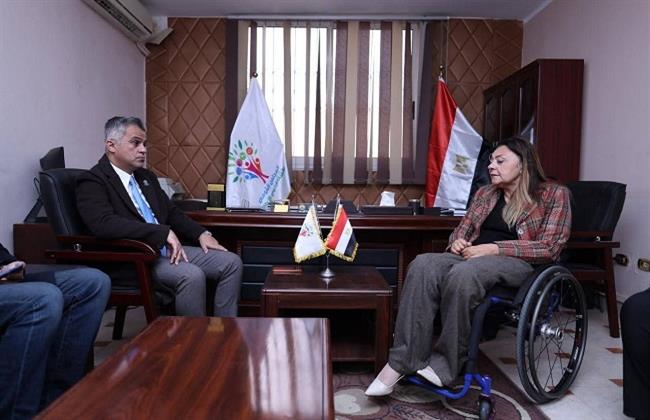 قومي الإعاقة و شباب القادة  يبحثان إطلاق برنامج لتدريب ذوي الهمم على البرمجة