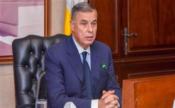 محافظ الإسكندرية يوجه بتشديد الحملات الرقابية على الأسواق والمحال