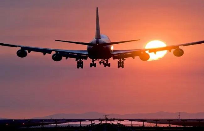 بحث إعادة تشغيل خط طيران مباشر بين الأردن والصين وتعزيز التعاون في قطاع النقل