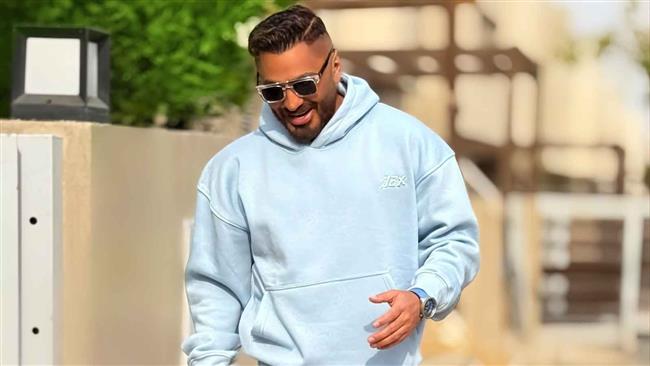 ماذا قال تامر حسني لجمهوره عن قيمة الوقت؟ 