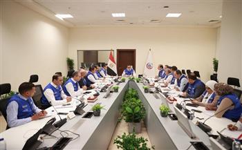 وزير الصحة يترأس غرفة الأزمات والطوارئ لتنفيذ خطة التأمين الطبي لاحتفالات رأس السنة وأعياد الميلاد
